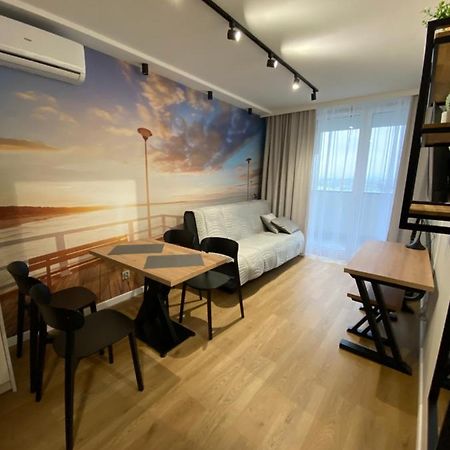Apartamenty Magia Z Bezplatnym Parkingiem I Klimatyzacja Rzeszów Exterior foto